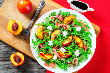 peaches, arugula, prosciutto, goat cheese, salad with balsamic v