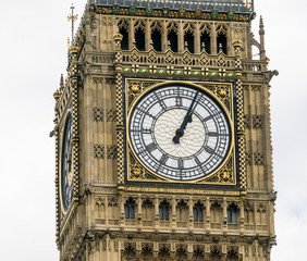 Fototapeta na wymiar Queen Elizabeth Tower Big Ben London at Houses of Parliament