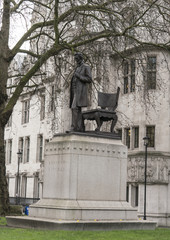 Abraham Lincoln statue at parliament Square London
