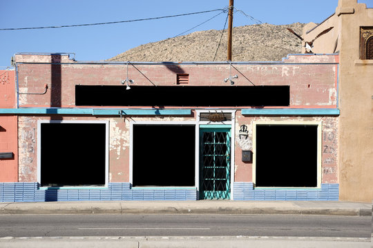 Vintage Laden / Die Fassade eines alten Vintage Ladens im Südwesten vom Kalifornien.