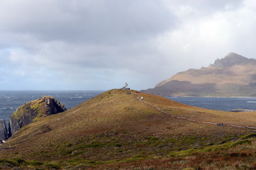  The monument in the form of the Albatross was installed on the island of Gorne in honor of the sailors who died while trying to round Cape horn.