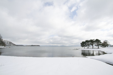 Obraz premium Lake Inawashiro in winter