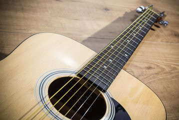 Cuerdas de guitarra acústica