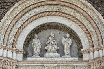 Fototapeta na wymiar Bologna, Italy, San Petronio church
