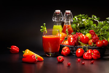healthy vegetable juices for refreshment and as an antioxidant .