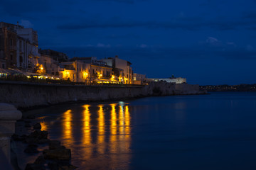 Naklejka premium Syracuse, nocturnal view of Syracuse, Sicily, Italy