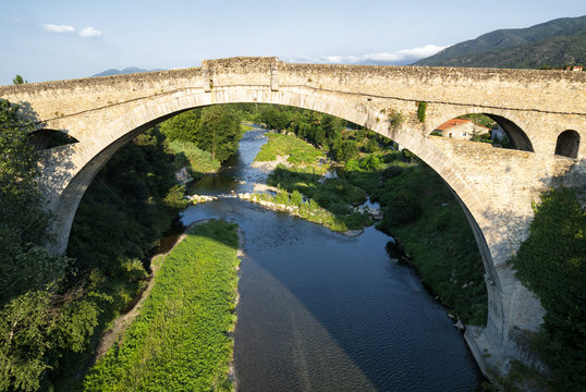 Ceret (Pyrenees, France): historic bridge
