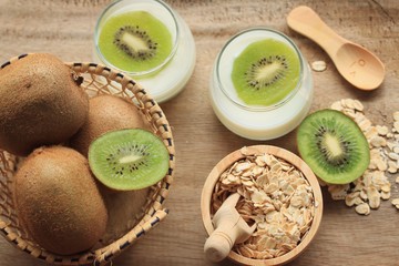 Fototapeta na wymiar yogurt smoothie fresh kiwi