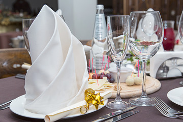 Beautifully decorated table in the restaurant.