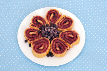 biscuit roll with frozen blueberries