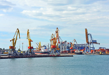 Obraz premium Port cargo crane