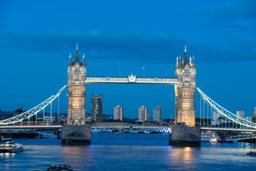 Fototapeta na wymiar Tower Bridge, London, UK