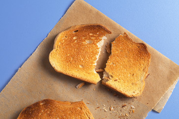 Roasted white bread