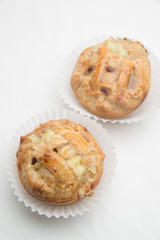 small apple pie