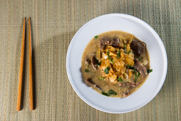 wat tan hor, popular cantonese fried noodle with beef