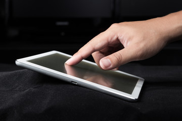 hand use computer tablet