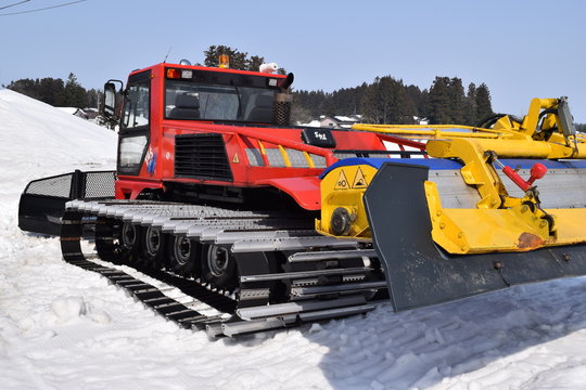 圧雪車 Images Browse 31 Stock Photos Vectors And Video Adobe Stock 圧雪車 Images Browse 31 Stock Photos Vectors And Video Adobe Stock