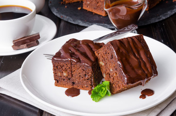 Chocolate brownie with walnuts