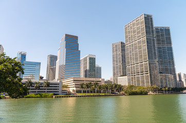 Fototapeta premium Piękna panorama Brickell Key, Miami - FL