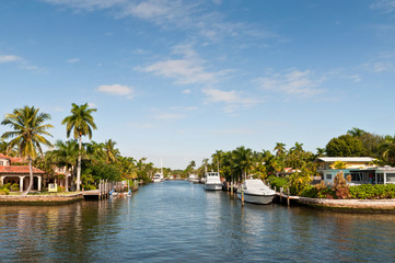 Fototapeta na wymiar Boats at waterfront side in Fort Lauderdale