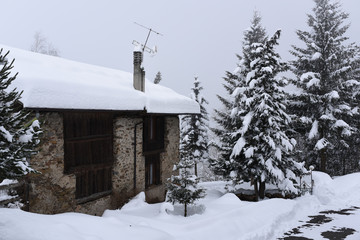 baita di montagna chalet maso casa in montagna 