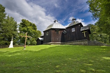 Fototapeta na wymiar Wooden Orthodox church