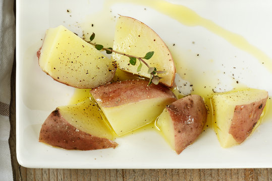 patate rosse lessate con buccia