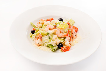 caesar salad with shrimps