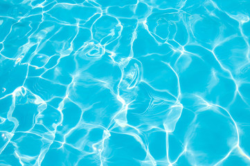 Ripple water in swimming pool