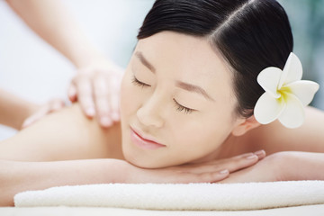 Getting spa massage