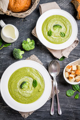 Broccoli cream soup