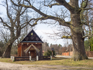 Górecko Kościelne, kapliczka "Pod dębami" © jakubczajkowski
