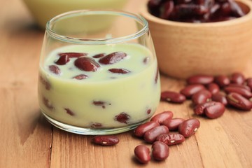 soybean milk red beans