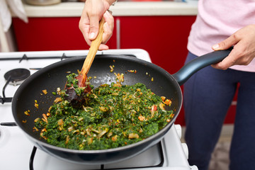 Preparing nettle cream