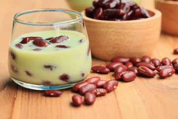 soybean milk red beans