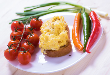 English style scrambled eggs on toast
