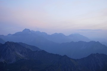 blaue Stunde in den Allgäuer Alpen