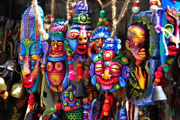 Tibet - Masken auf dem Markt von Lhasa