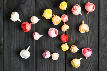 Rose shape sprinkle dots