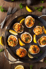 Homemade Baked Clams with Lemon