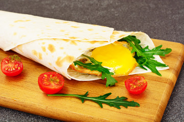 Pita Bread with Arugula and Fried Egg