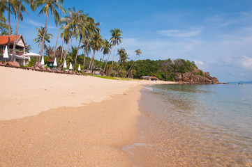 Sunny Maenam beach of Koh Samui, Thailand