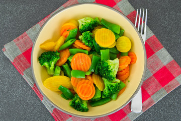 Steamed Vegetables Potatoes, Carrots, Corn, Green Beans, Onion