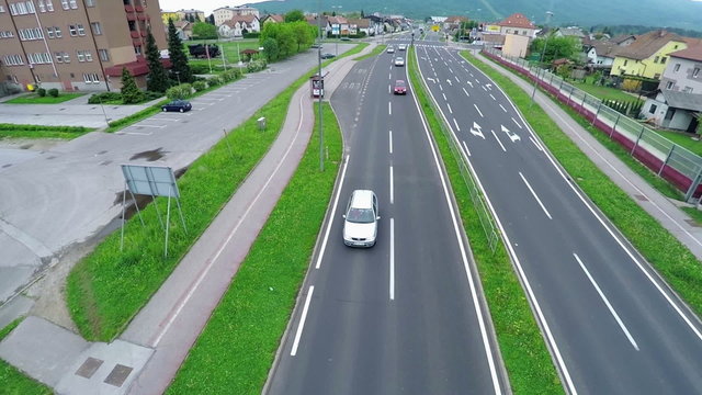 Cars driving from the opposite direction