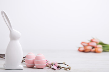 Oster - Hase - Tulpen - Arrangement
