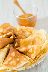 pancakes with honey