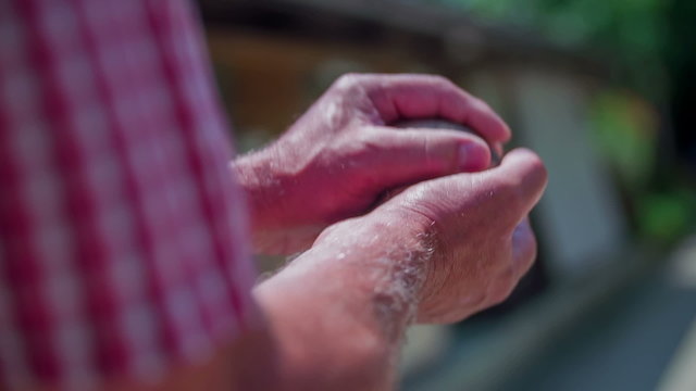 Player throwing the bouling ball in his hand