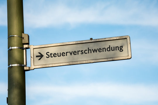 Schild 67_Steuerverschwendung