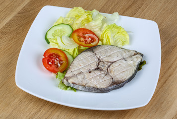 Grilled tuna steak