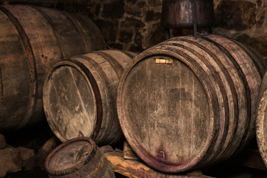old wine cask to winery
